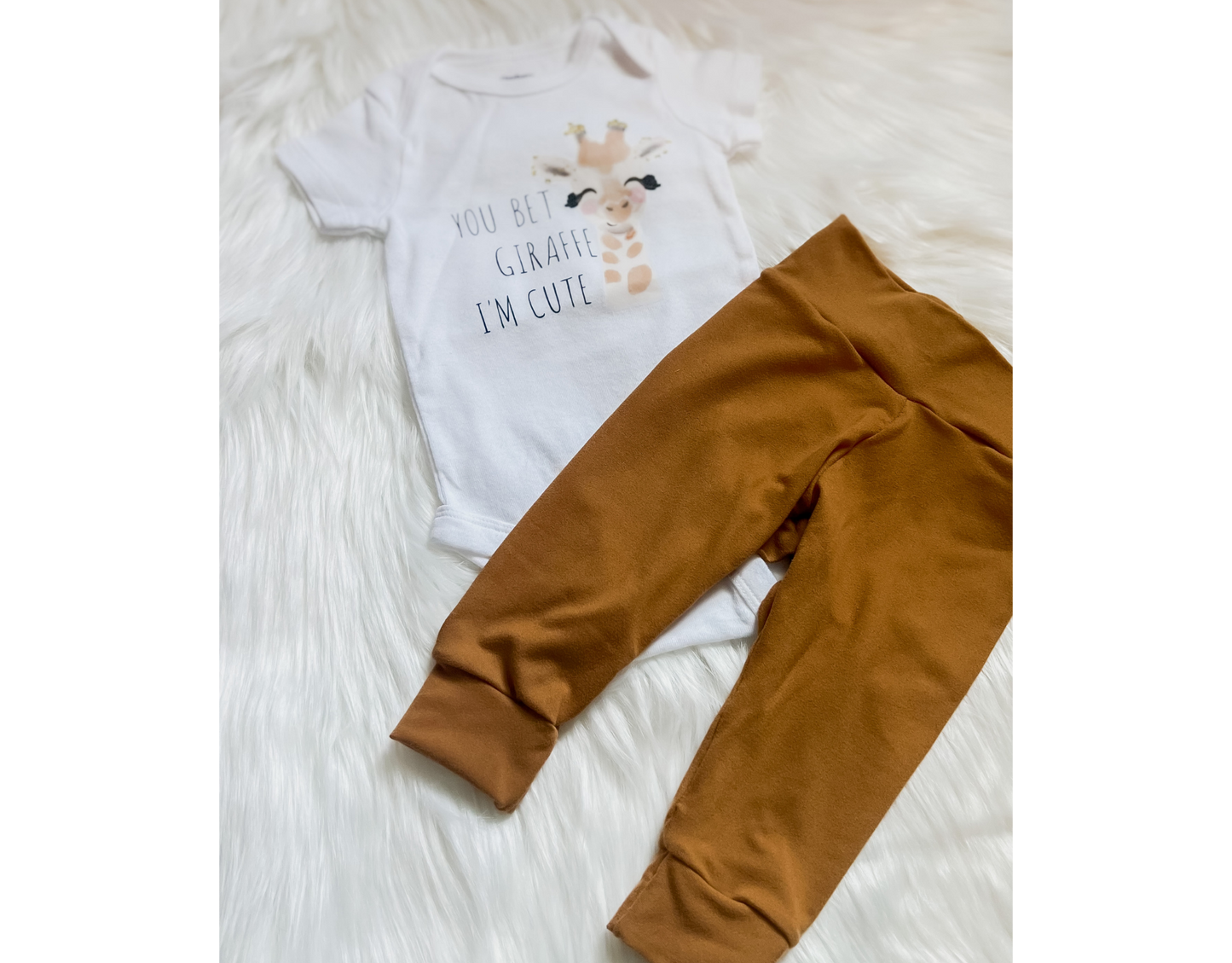 Baby Giraffe Outfit - Soft Cotton Bodysuit & Butter Fabric Leggings Set | Baby Shower Gift, Sizes 0-12M