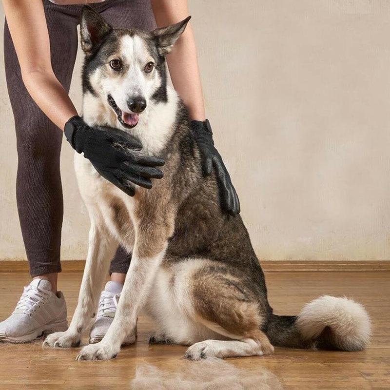 Pet Grooming Gloves – Gentle & Adjustable for Shedding, Detangling, and Massaging